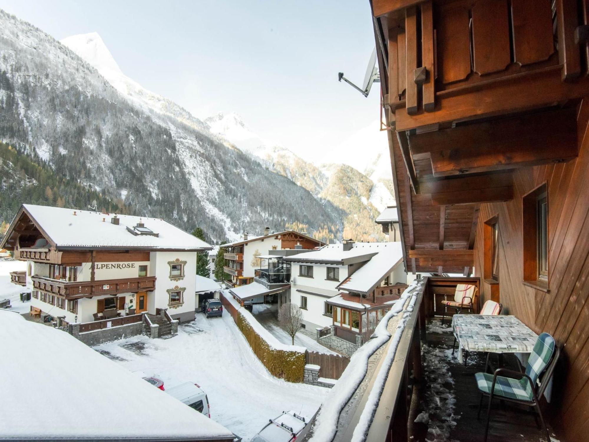 Comfortable Apartment In L Ngenfeld With Ski Storage Längenfeld Exterior foto
